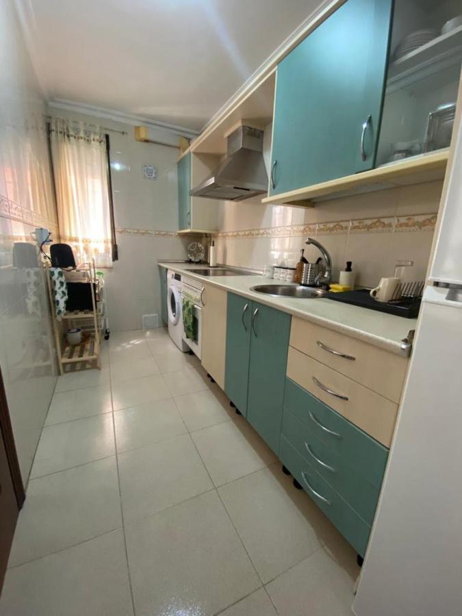 Apartamento Familiar En Barrio Reina Victoria Huelva Exterior photo
